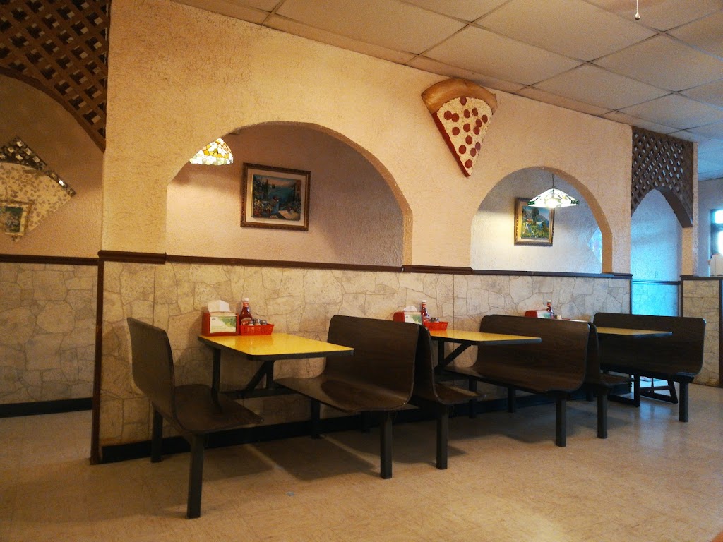 Vinnys Pizza | 1414 Blue Valley Dr, Pen Argyl, PA 18072 | Phone: (610) 863-3320