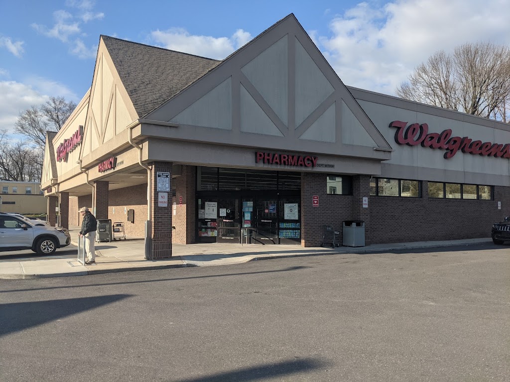 Walgreens | 984 New York Ave, Huntington Station, NY 11746 | Phone: (631) 271-2965