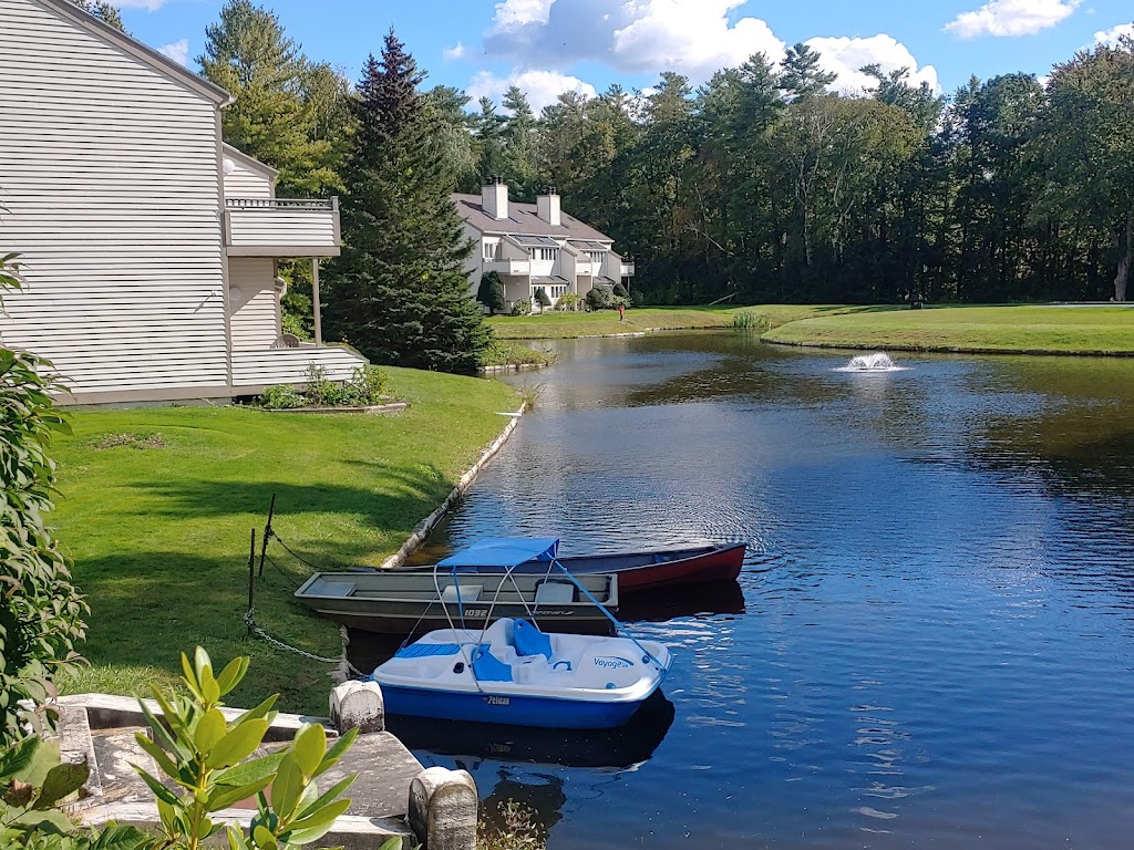 The Ponds at Foxhollow | 3 Fox Hollow Dr, Lenox, MA 01240 | Phone: (413) 637-1469
