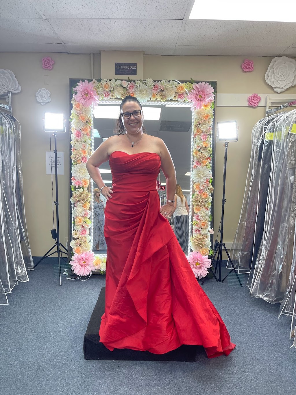 Dream Dresses | 3058 US-9 SOUTH, Old Bridge, NJ 08857 | Phone: (732) 679-1720