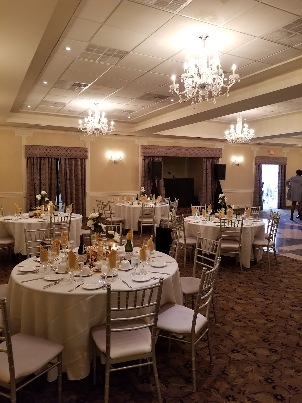 Cortlandt Colonial Restaurant & Ballroom | 5714 Albany Post Rd, Cortlandt, NY 10567 | Phone: (914) 739-3900