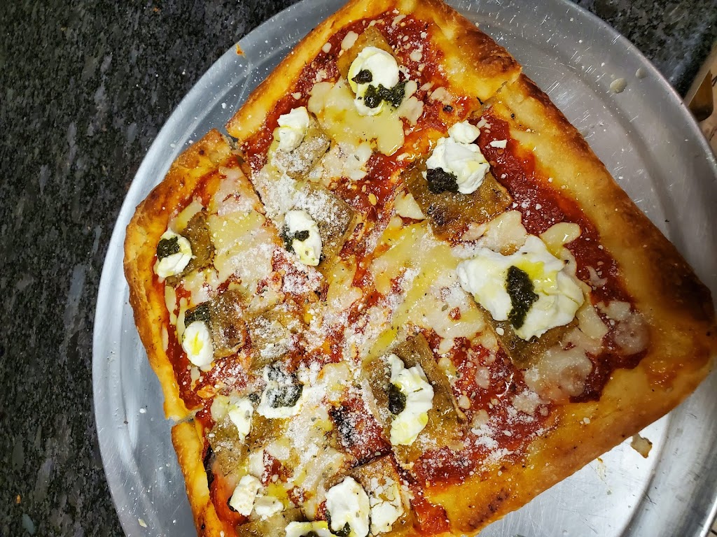 Goshen Pizza Tomato Pie | 244 W Main St, Goshen, NY 10924 | Phone: (845) 294-3393