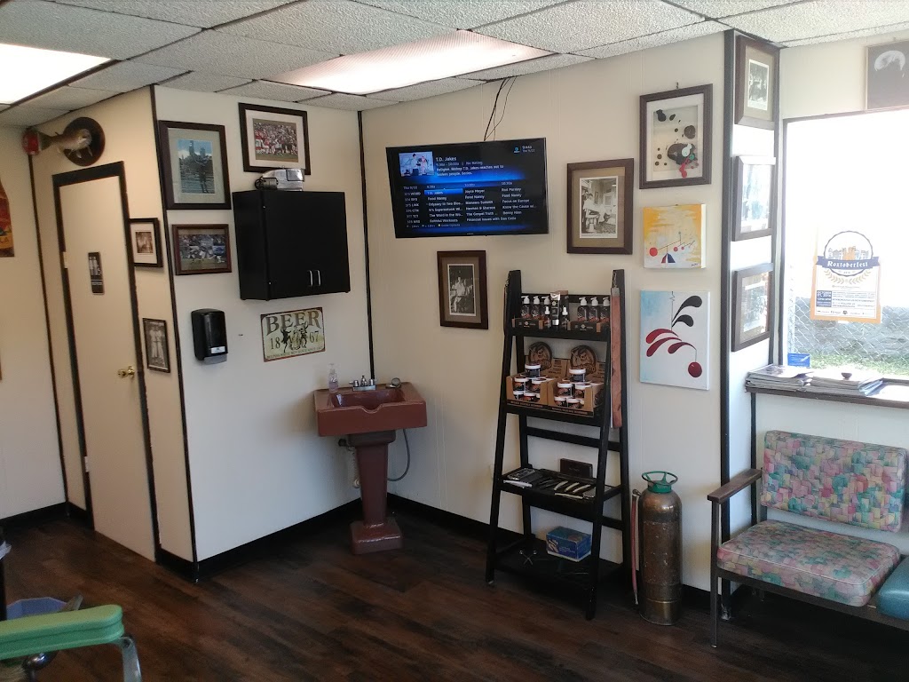 Joes Throwback Barber Shop | 6802 Ridge Ave, Philadelphia, PA 19128 | Phone: (267) 588-3850