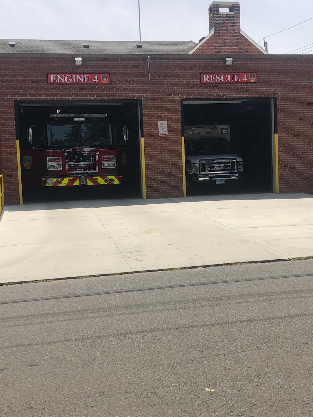 Bradford Manor Fire Station | 85 George St, East Haven, CT 06512 | Phone: (203) 468-3221