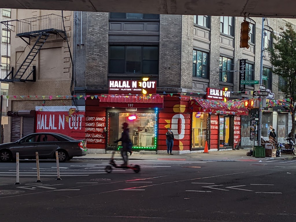 Halal-N-Out | 197 Havemeyer St, Brooklyn, NY 11211 | Phone: (929) 337-6333