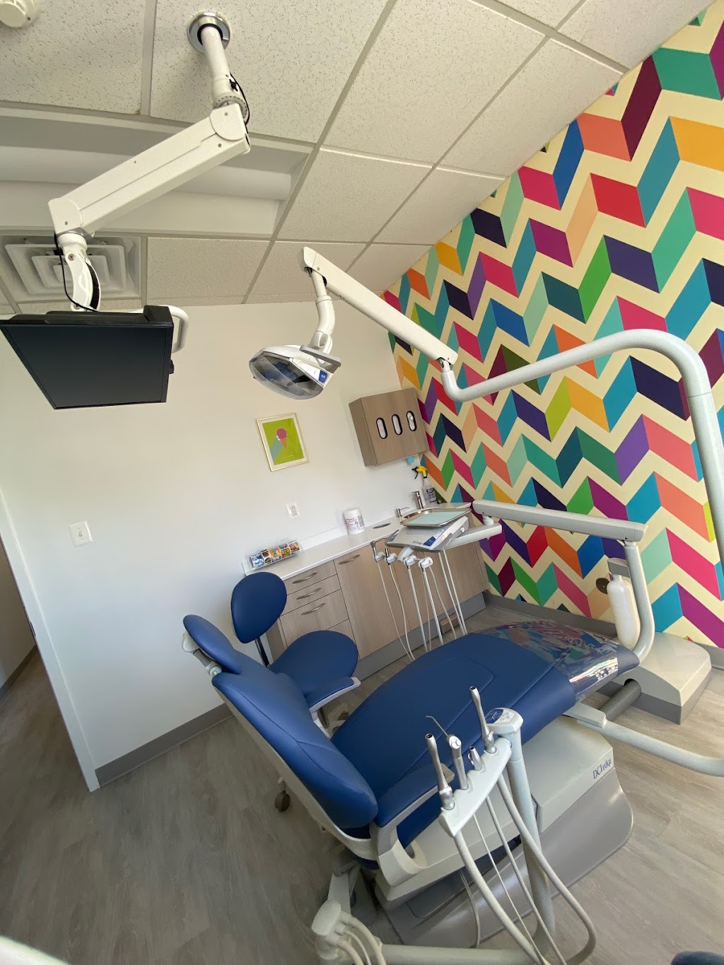 Kids Grins - Dentistry for Kids | 301 West Chester Pike Suites 103-104, Havertown, PA 19083 | Phone: (484) 451-8800