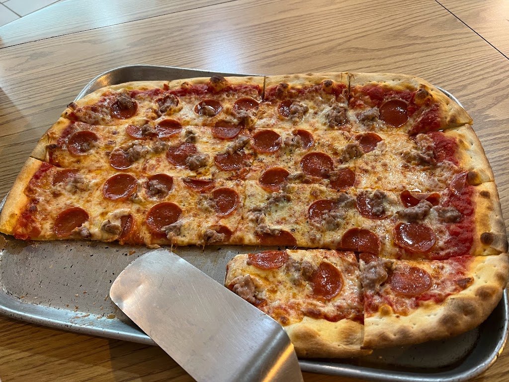 Luigis Famous Pizza | 477 Middle Rd, Hazlet, NJ 07730 | Phone: (732) 787-4669