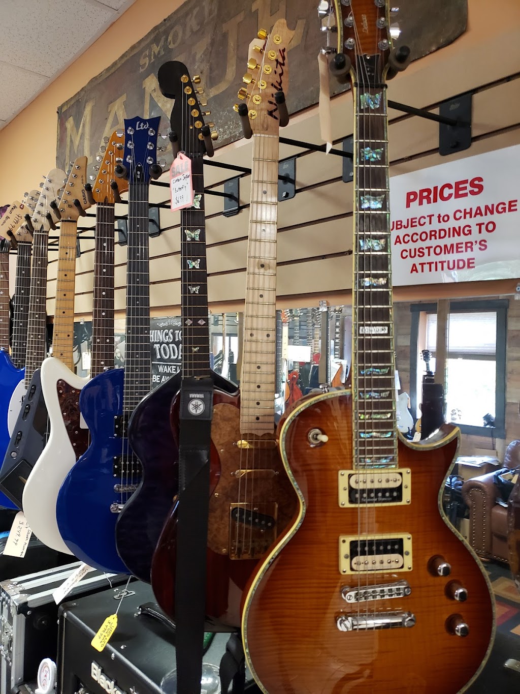 Flemington Guitar Shop | 17H Minneakoning Rd Suite H, Flemington, NJ 08822 | Phone: (908) 323-5141