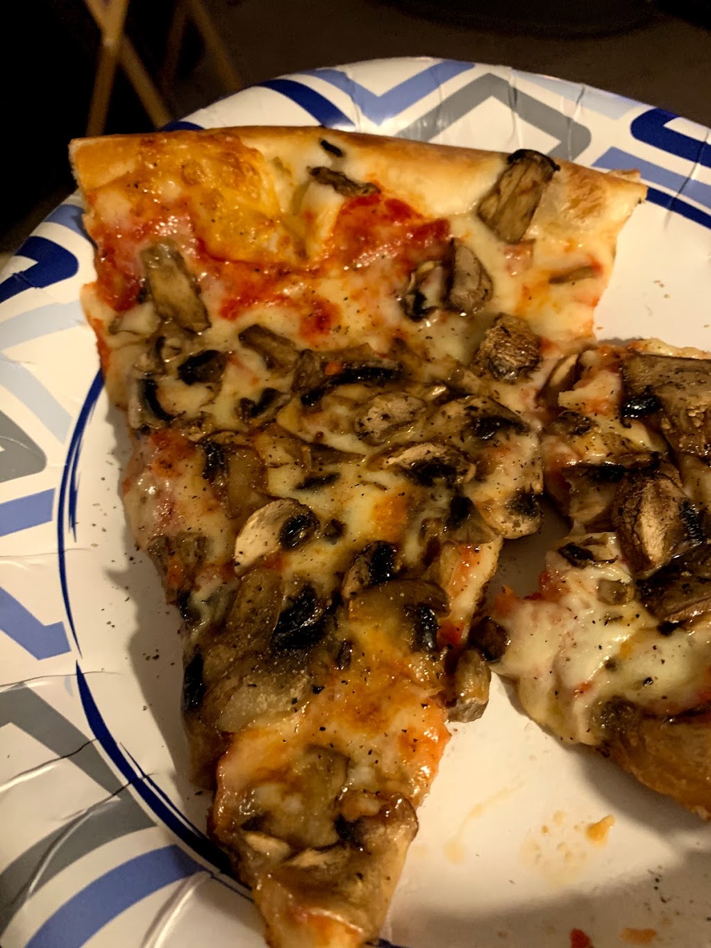 Zeenos Pizza | 23 Bellevue Ave, Penndel, PA 19047 | Phone: (215) 757-3632