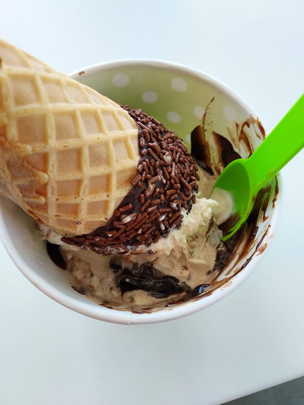 Whats The Scoop | 253 Hurffville - Cross Keys Rd, Sewell, NJ 08080 | Phone: (856) 556-3256