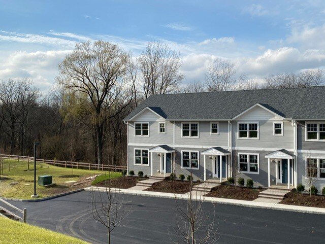 Meadowbrook Commons | 3195 Main St, Mohegan Lake, NY 10547 | Phone: (914) 472-4900