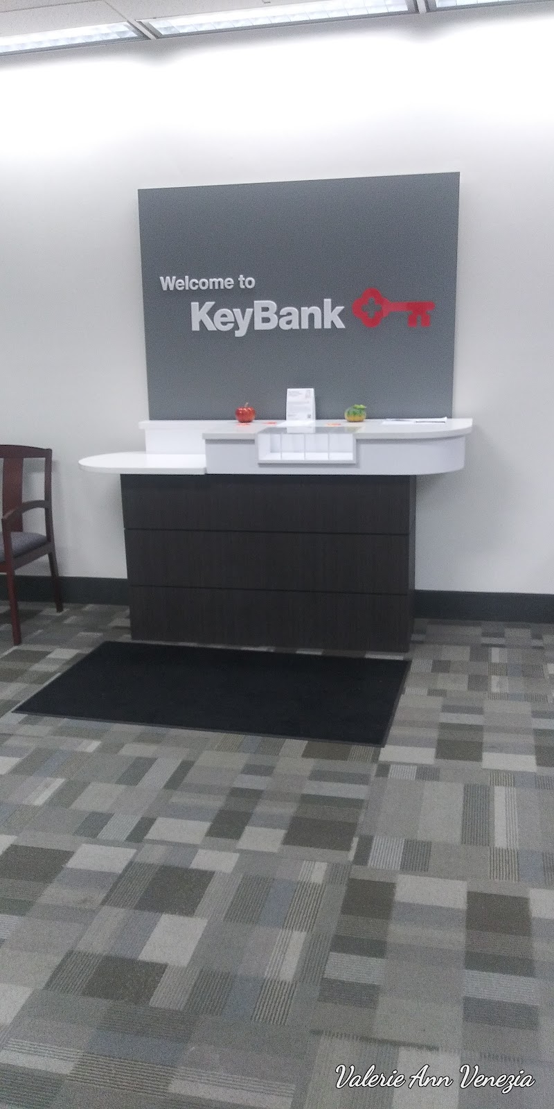 KeyBank | 400 Main St, Red Hill, PA 18076 | Phone: (215) 541-4404