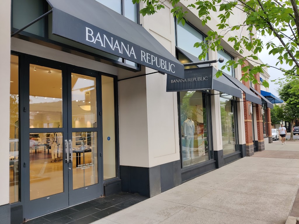 Banana Republic | 2960 Center Valley Pkwy Suite 722, Center Valley, PA 18034 | Phone: (610) 791-7505