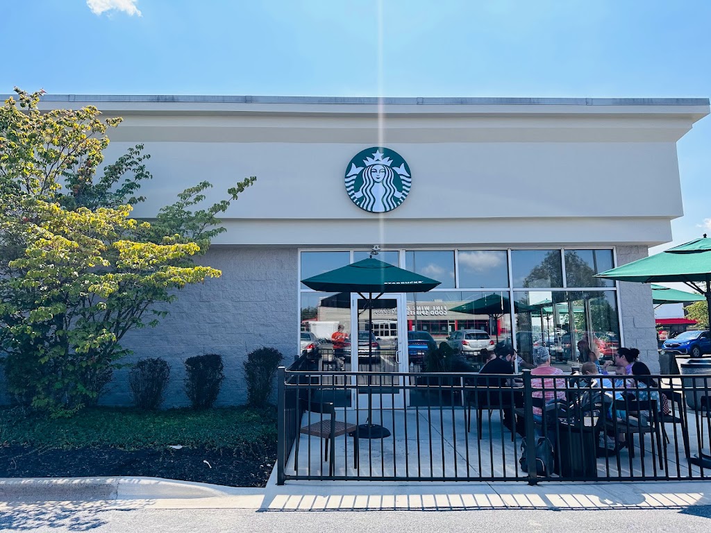 Starbucks | Northampton Crossing, 3712 Nazareth Rd, Easton, PA 18045 | Phone: (484) 373-0510