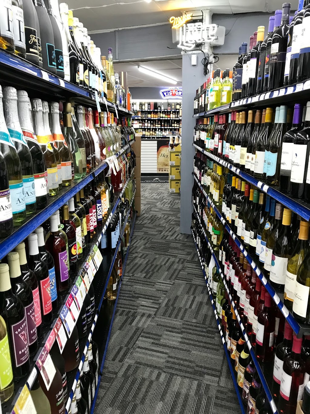 F & M Liquor Store | 307 Warren St, Beverly, NJ 08010 | Phone: (609) 386-0318