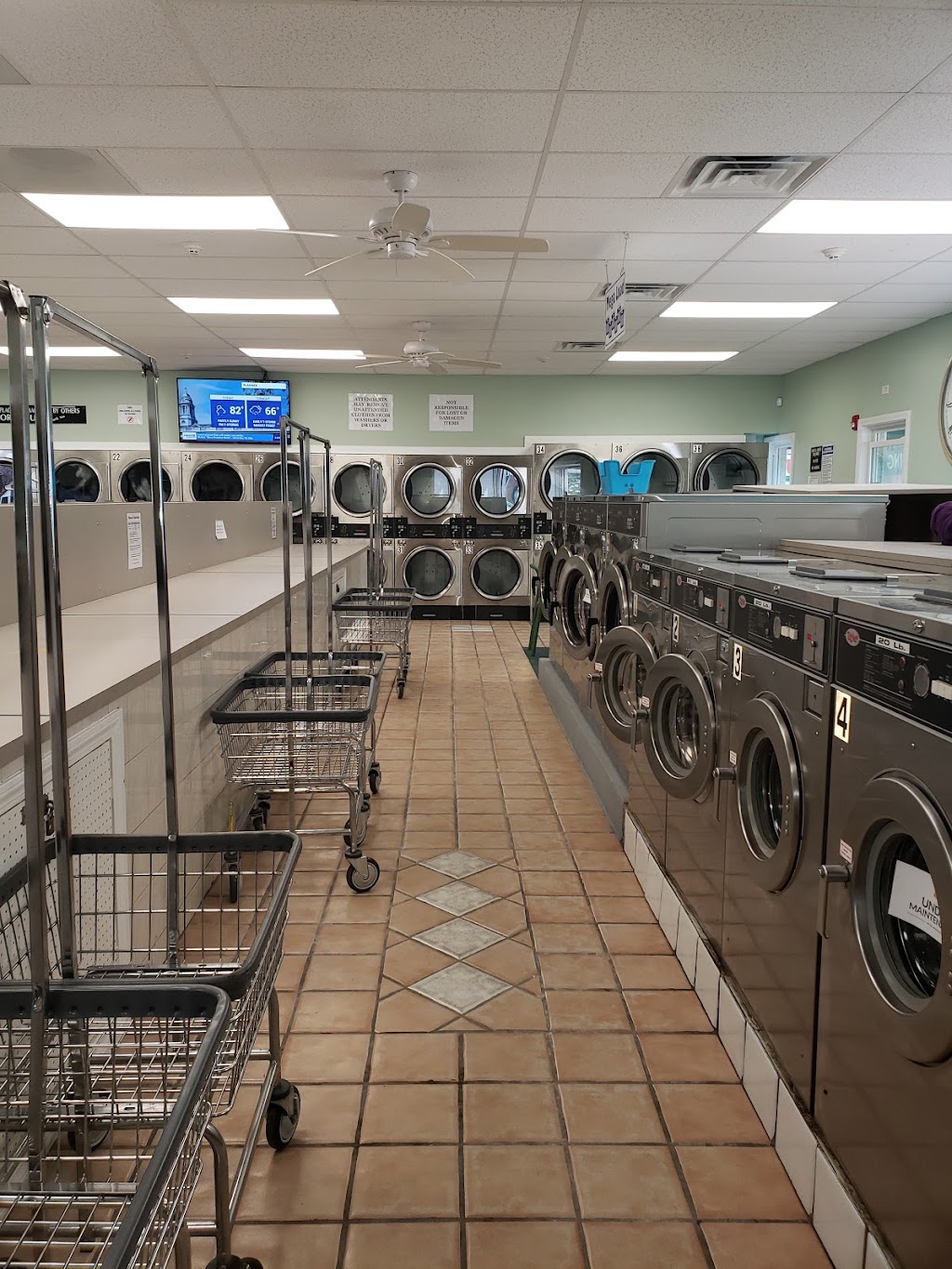 Soap Box Laundromat | 1344 Main St, Stratford, CT 06615 | Phone: (203) 380-2966