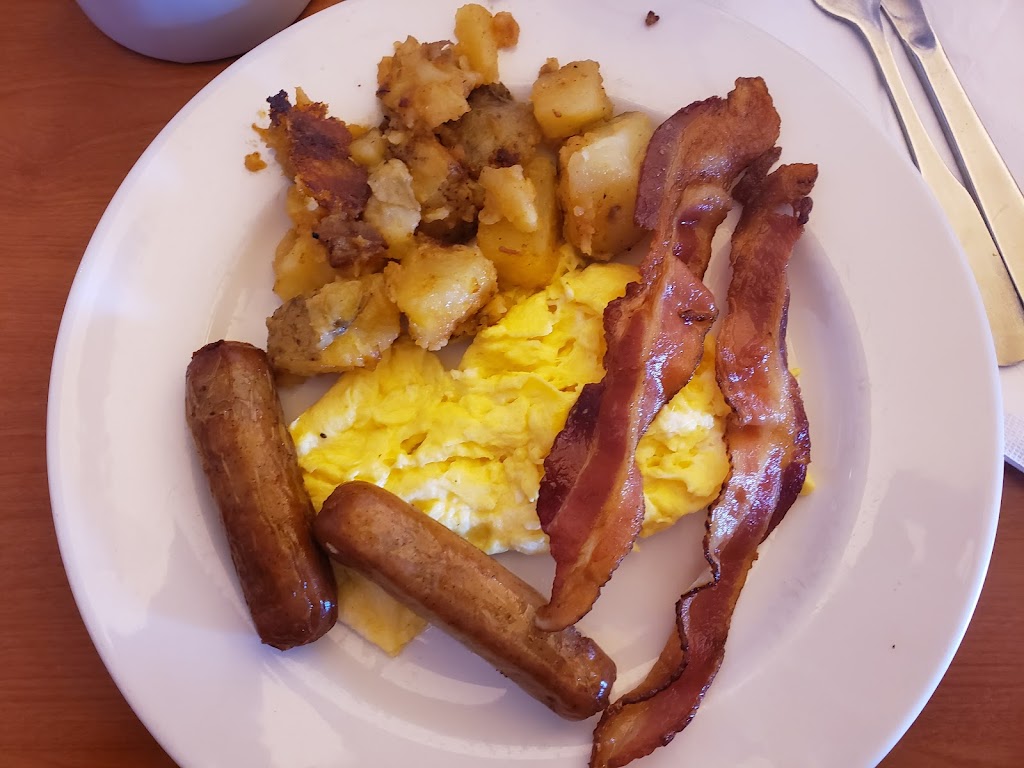 Cromwell Diner | 135 Berlin Rd, Cromwell, CT 06416 | Phone: (860) 635-7112