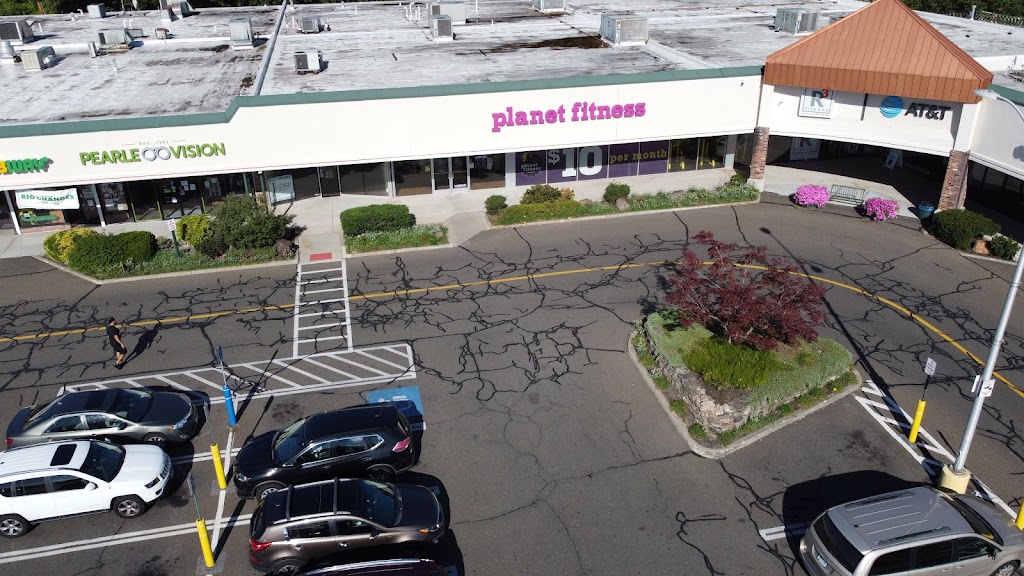 Planet Fitness | 2100 Dixwell Ave, Hamden, CT 06514 | Phone: (203) 281-7213