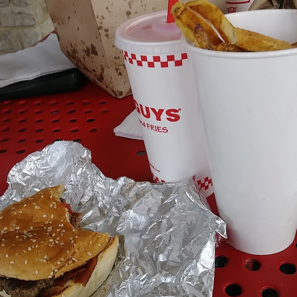 Five Guys | 28 Spencer Plains Rd, Old Saybrook, CT 06475 | Phone: (860) 391-8602