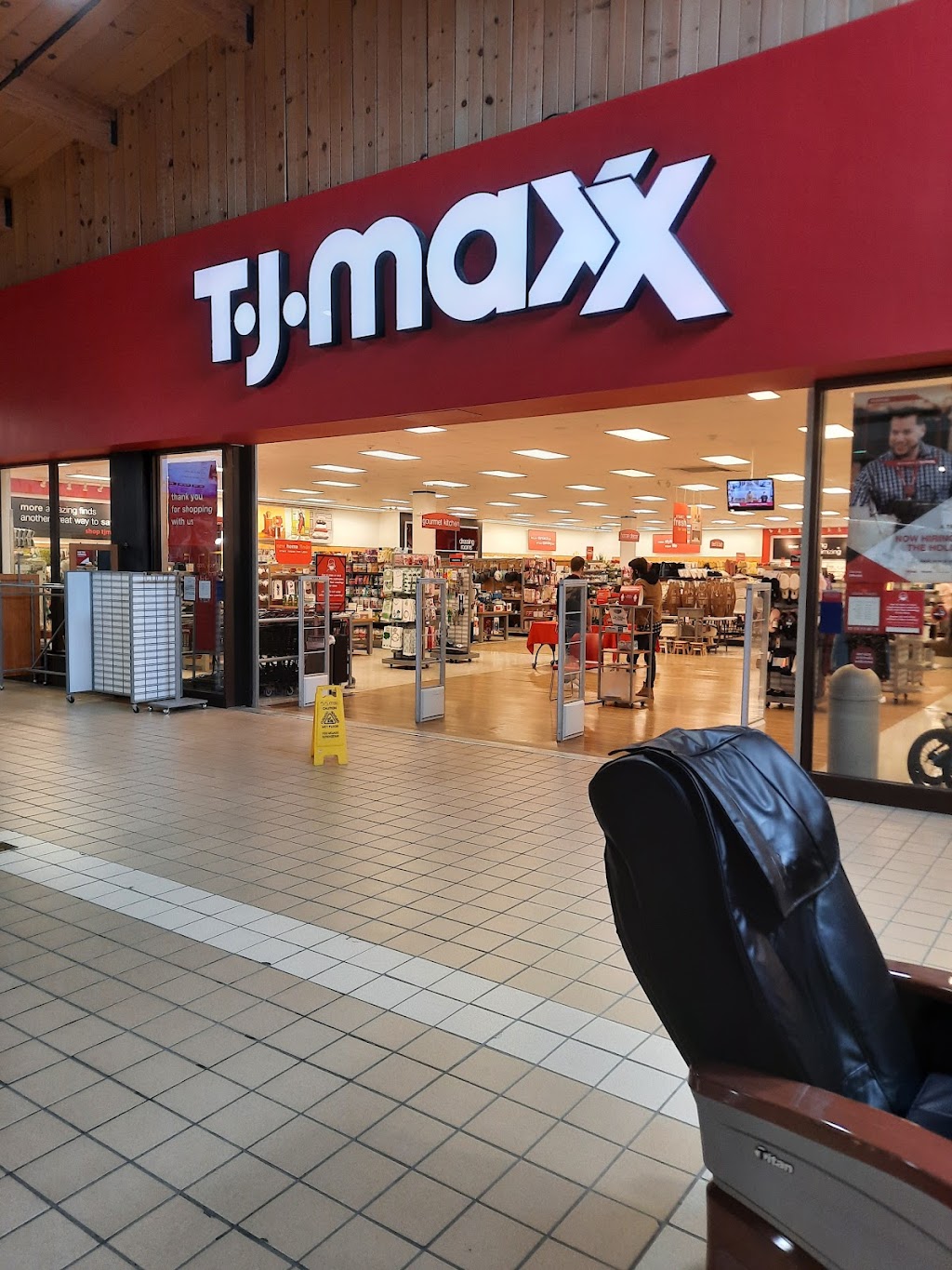 T.J. Maxx | 5006 NY-23, Oneonta, NY 13820 | Phone: (607) 432-1586