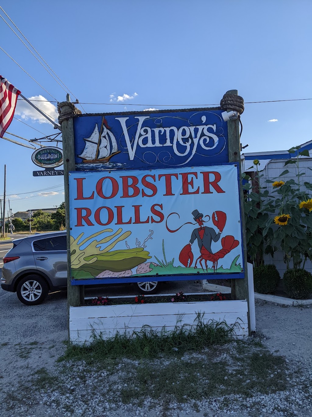 Varneys Restaurant | 2109 Montauk Hwy, Brookhaven, NY 11719 | Phone: (631) 286-9569