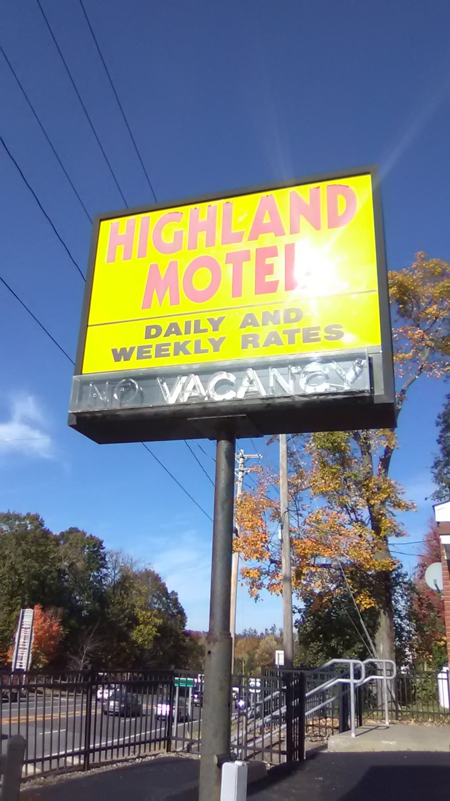 Highland Motel | 1 White St, Highland, NY 12528 | Phone: (845) 691-2961