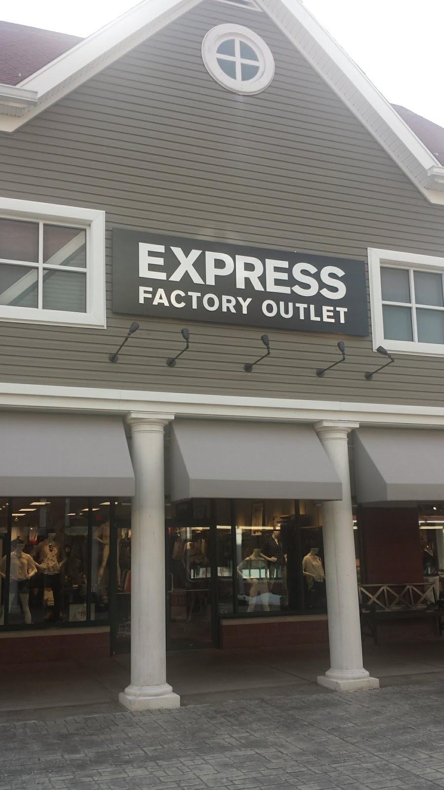 Express Factory Outlet | 20 Killingworth Turnpike, Clinton, CT 06413 | Phone: (860) 664-3986