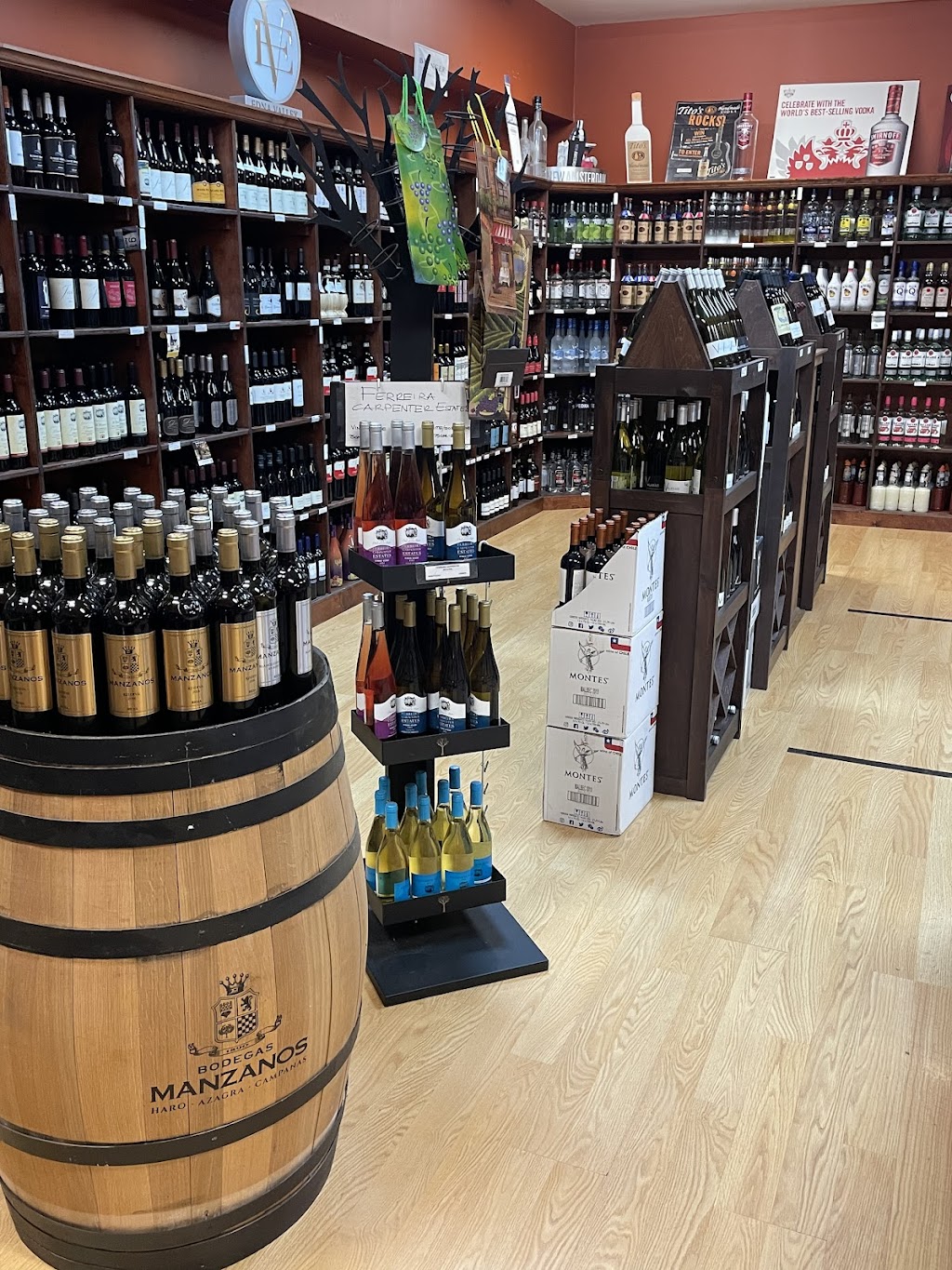 Balmville Wine & Liquors | 5251 Rte 9W, Newburgh, NY 12550 | Phone: (845) 784-4972