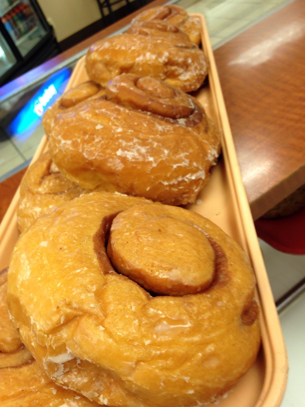 Dippin Donuts | 2730 Main St, West Warren, MA 01092 | Phone: (413) 289-6316