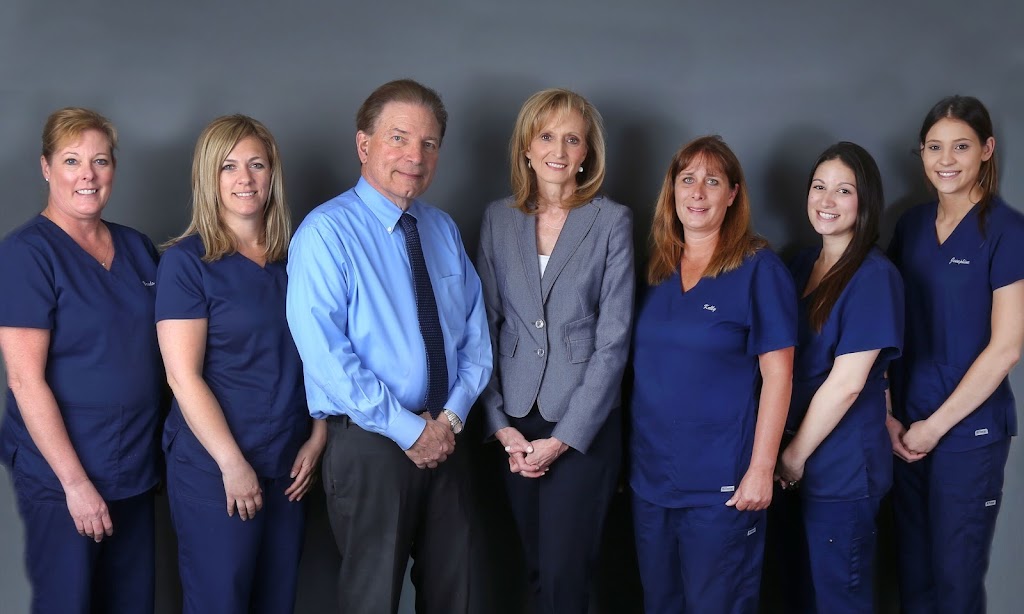 Dr.Gary Udis DDS Dr. Marie Tokasz DMD, MSD | 909 Sumneytown Pike, Spring House, PA 19477 | Phone: (215) 643-5805