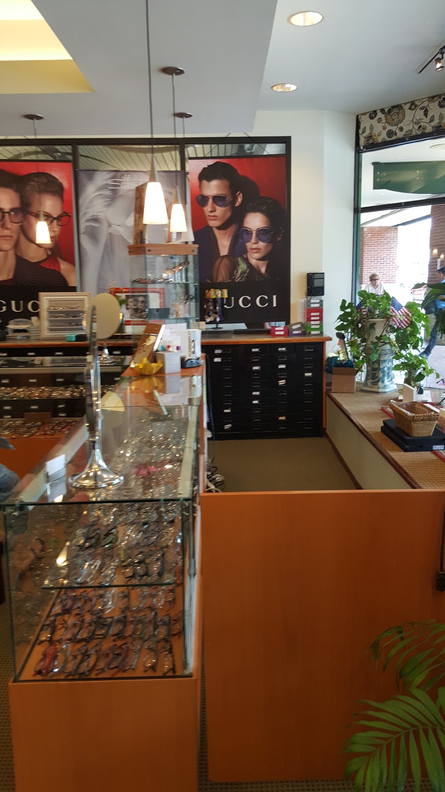 Vision World | 971 Central Park Ave #3211, Scarsdale, NY 10583 | Phone: (914) 723-7392