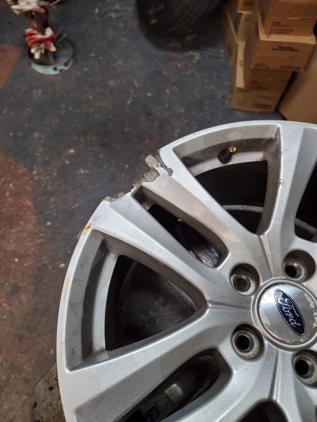 Master Wheel Repairs | 104 Troutman St, Brooklyn, NY 11206 | Phone: (718) 386-4747