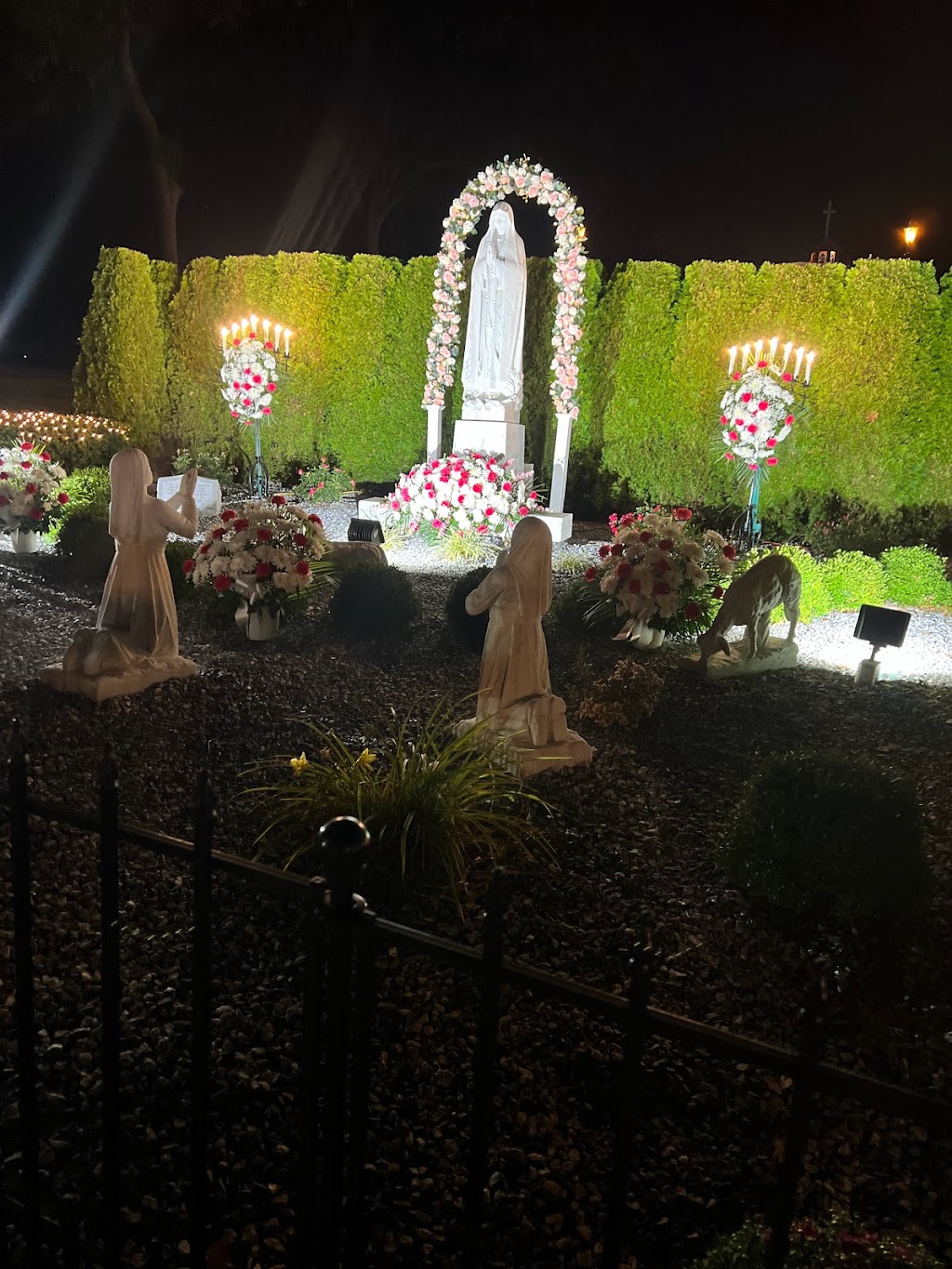 Our Lady of Fatima Parish | 438 Winsor St, Ludlow, MA 01056 | Phone: (413) 583-2312
