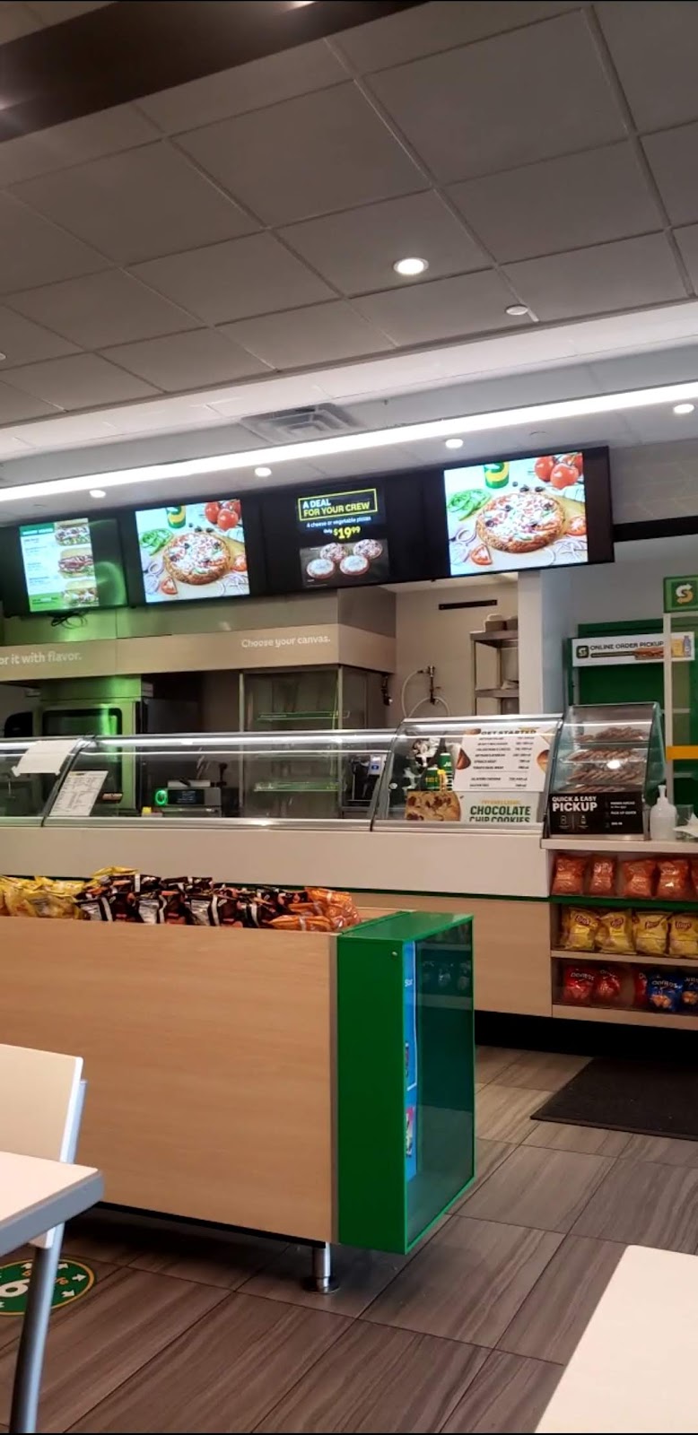 Subway | 6313 18th Ave, Brooklyn, NY 11204 | Phone: (718) 232-1294