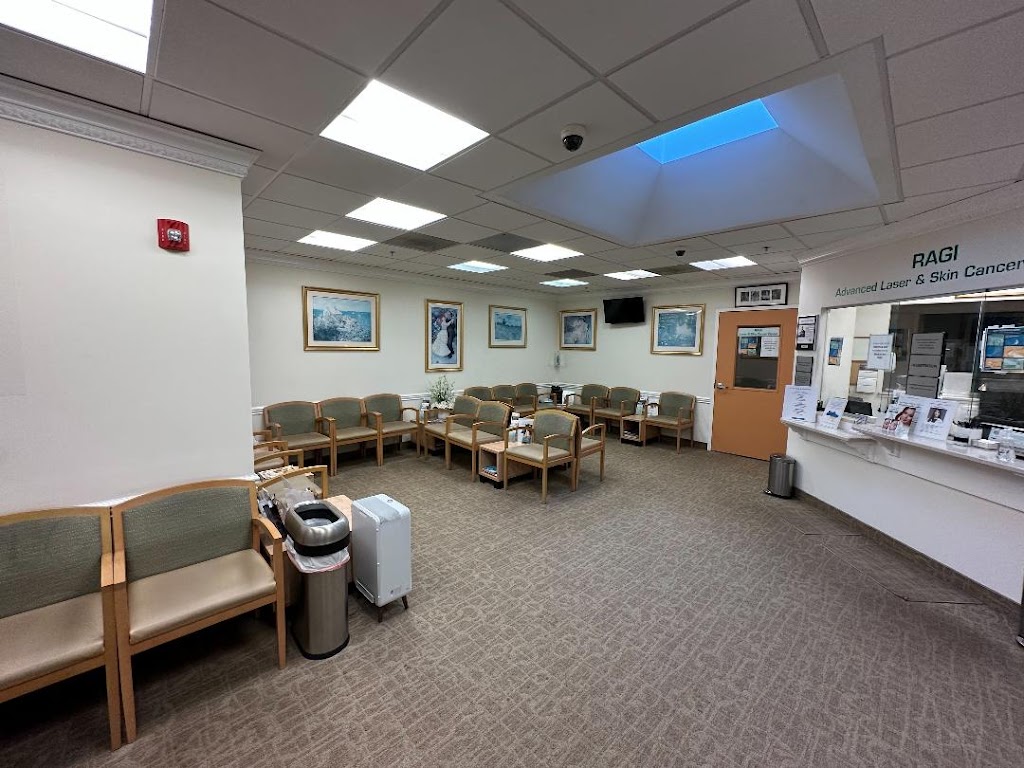 Advanced Laser & Skin Cancer Center | Doctors Building, 870 Palisade Ave #302, Teaneck, NJ 07666 | Phone: (201) 836-9696