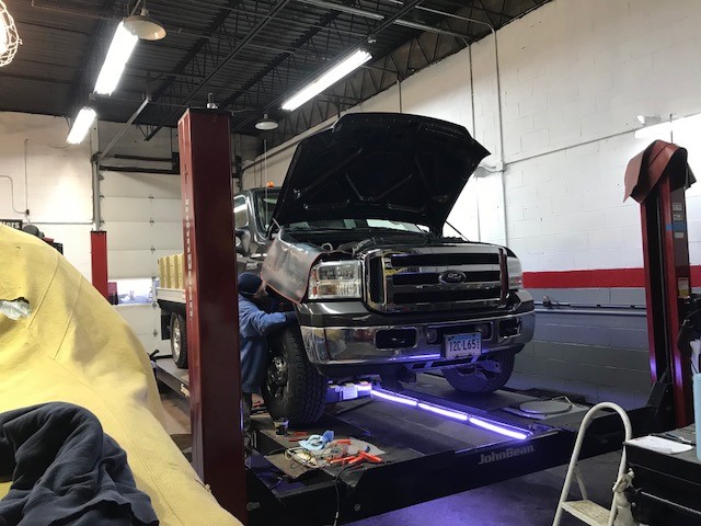 Deanes Auto & Truck, Inc. | 296 East St, Stafford, CT 06076 | Phone: (860) 851-9048