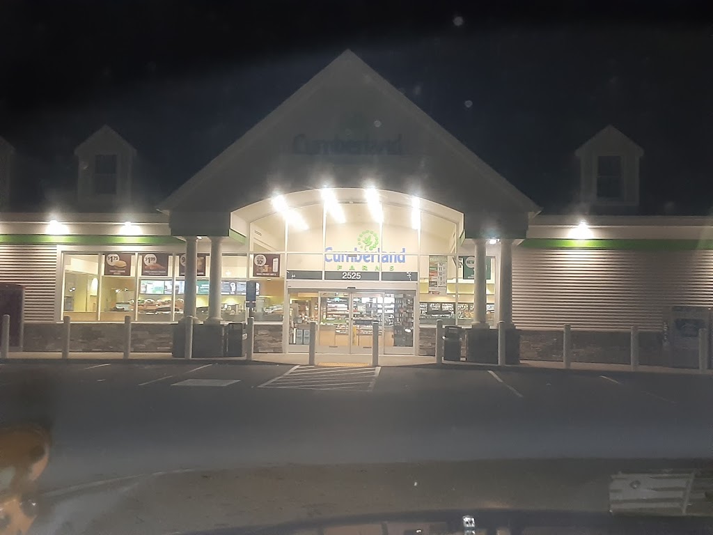 Cumberland Farms | 2525 E Main St, Bridgeport, CT 06610 | Phone: (203) 367-7140