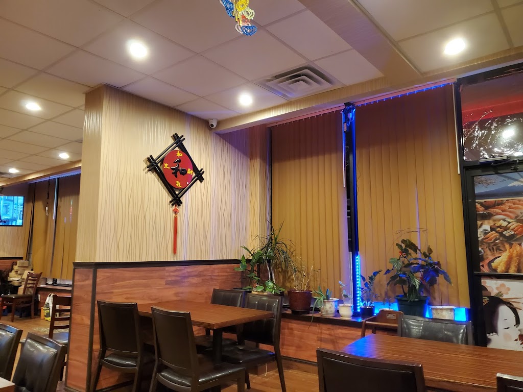 Great Wall Chinese Restaurant | 44 Grant Ave, Dumont, NJ 07628 | Phone: (201) 439-1833