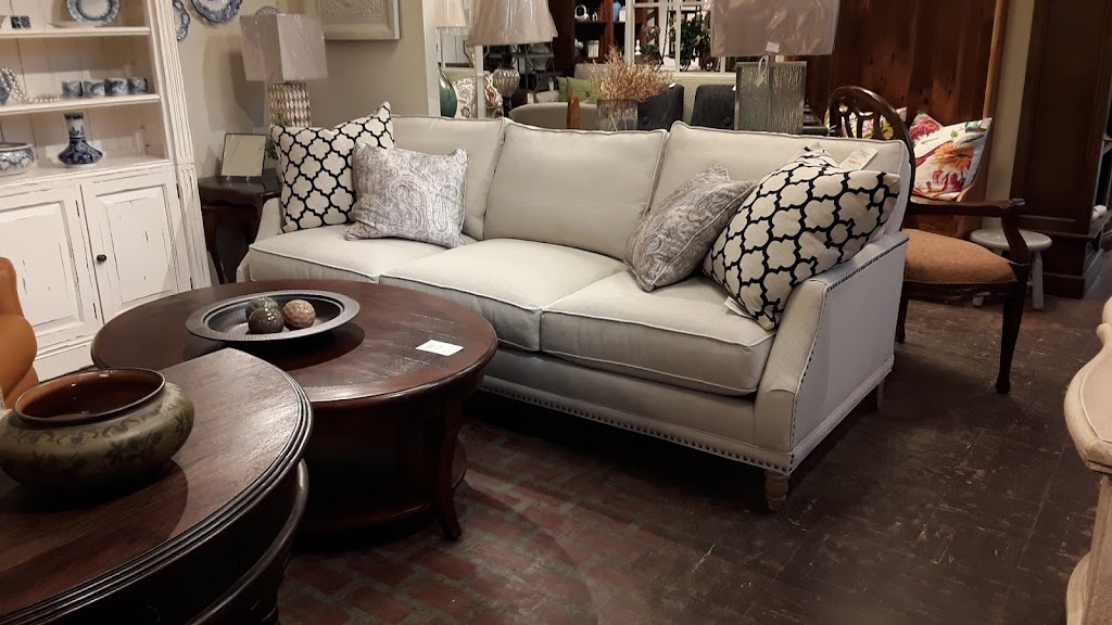 Stockbridge & Berry Home Furn | 166 Main St, Monroe, CT 06468 | Phone: (203) 459-1172