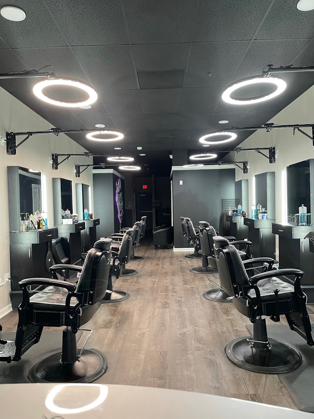 TurnN Headz Barbershop & Beauty salon | 124 Boston Ave, Bridgeport, CT 06606 | Phone: (475) 255-7261