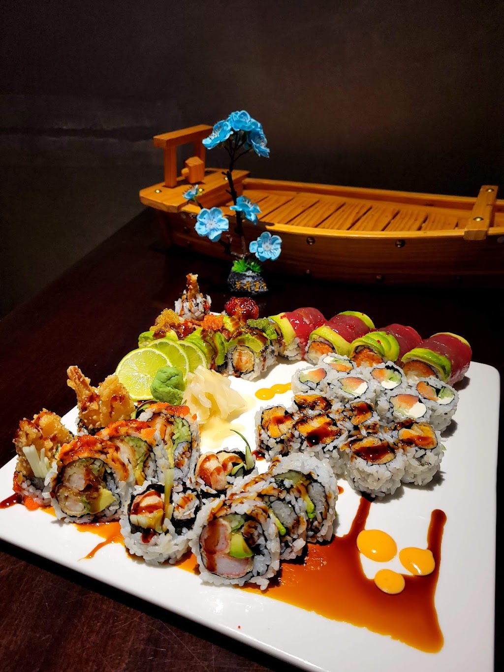 Ginza Japanese Restaurant | 864 NJ-37, Toms River, NJ 08755 | Phone: (732) 286-0808