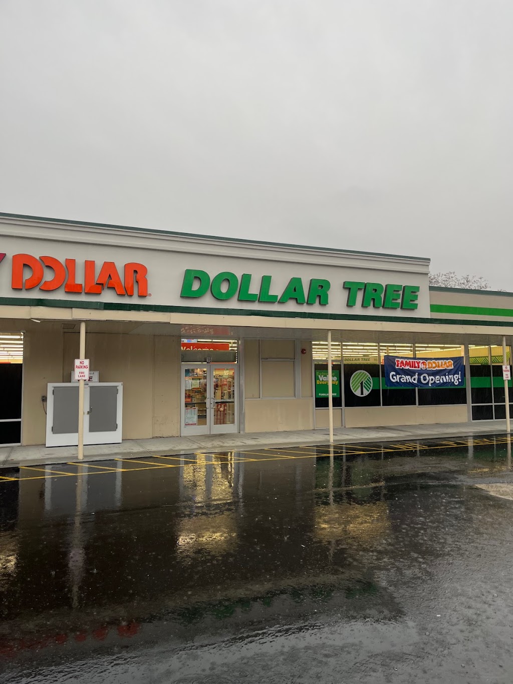 Family Dollar | 16 N Main St, Ellenville, NY 12428 | Phone: (845) 210-0033