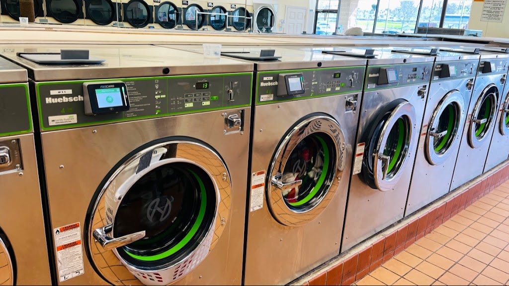 Rte 52 Laundromat | 184 NY-52, Carmel Hamlet, NY 10512 | Phone: (845) 225-9764