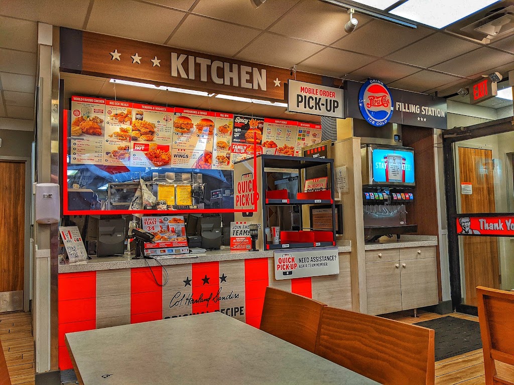 KFC | 1000 Blue Hills Ave, Bloomfield, CT 06002 | Phone: (860) 242-8445