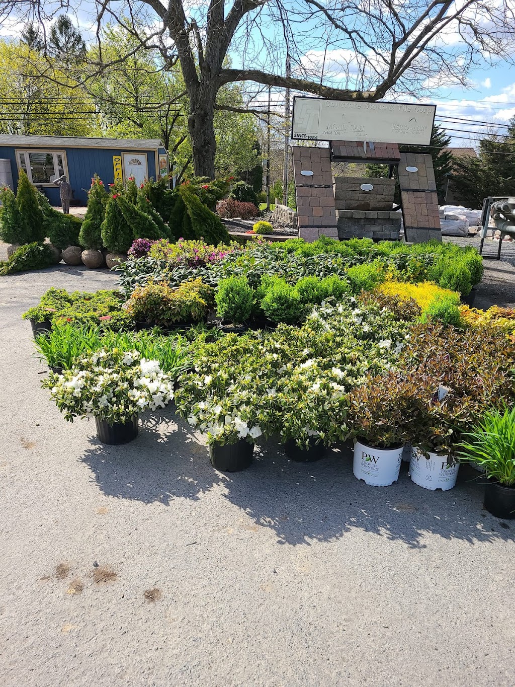 Hilltop Landscape Products | 545 Moorestown Dr, Bath, PA 18014 | Phone: (610) 759-7070