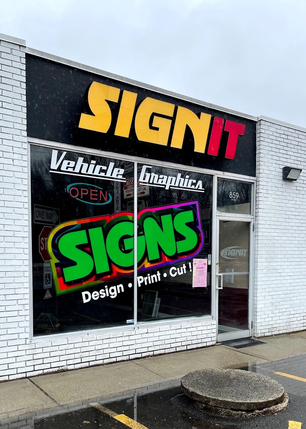 SignIt Signs & Vehicle Graphics | 859 US-130, East Windsor, NJ 08520 | Phone: (609) 448-7446
