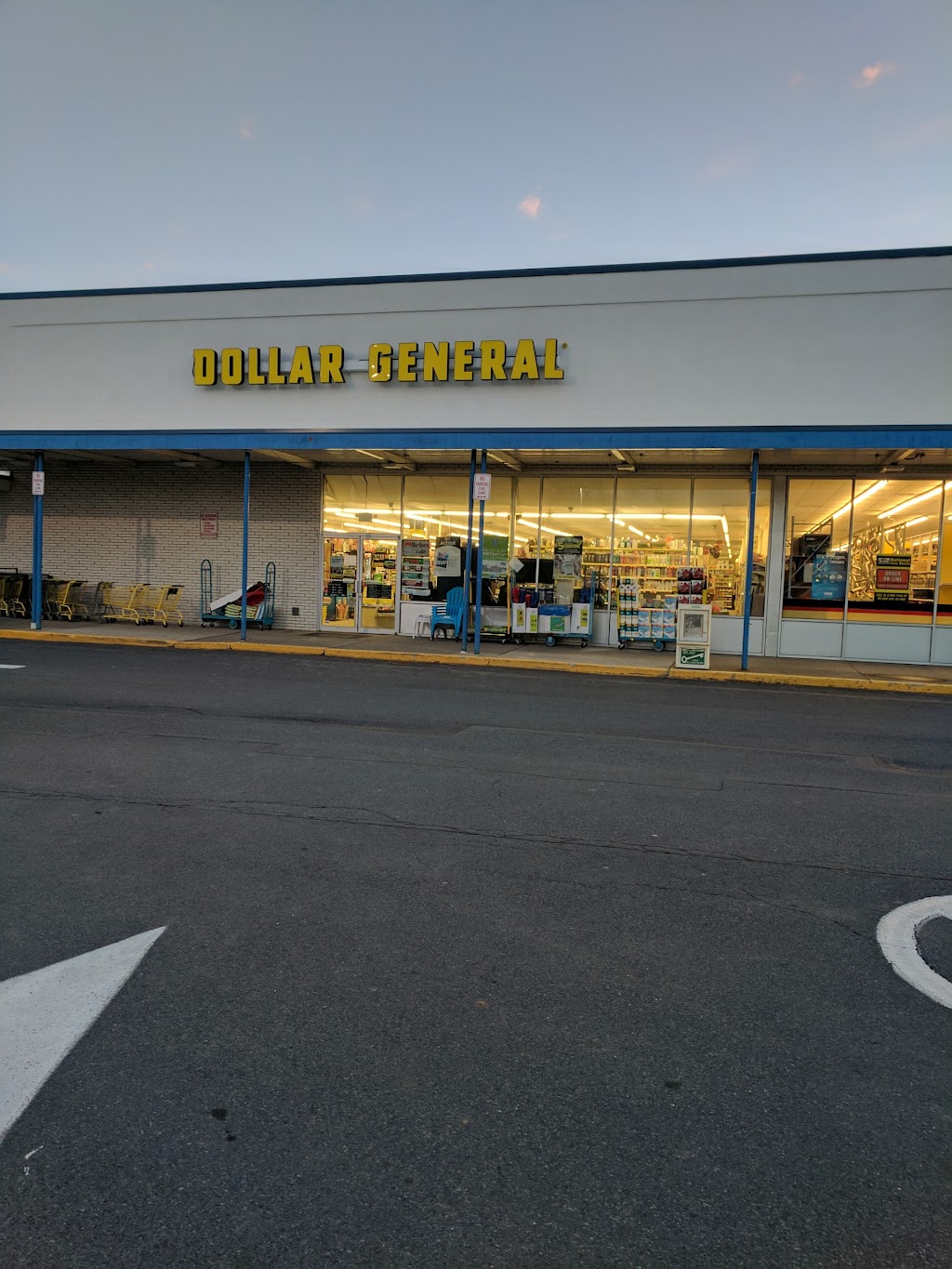 Dollar General | 432 Blue Valley Dr, Bangor, PA 18013 | Phone: (570) 865-1443