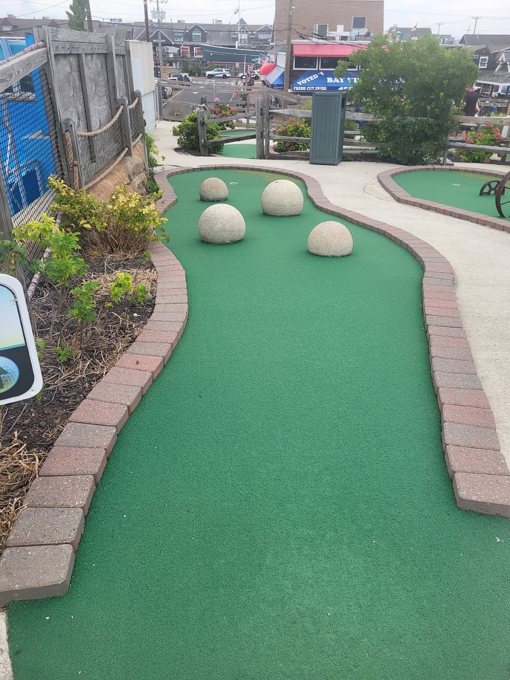 Settlers Mill Adventure Golf | 300 Taylor Ave, Beach Haven, NJ 08008 | Phone: (609) 492-0869