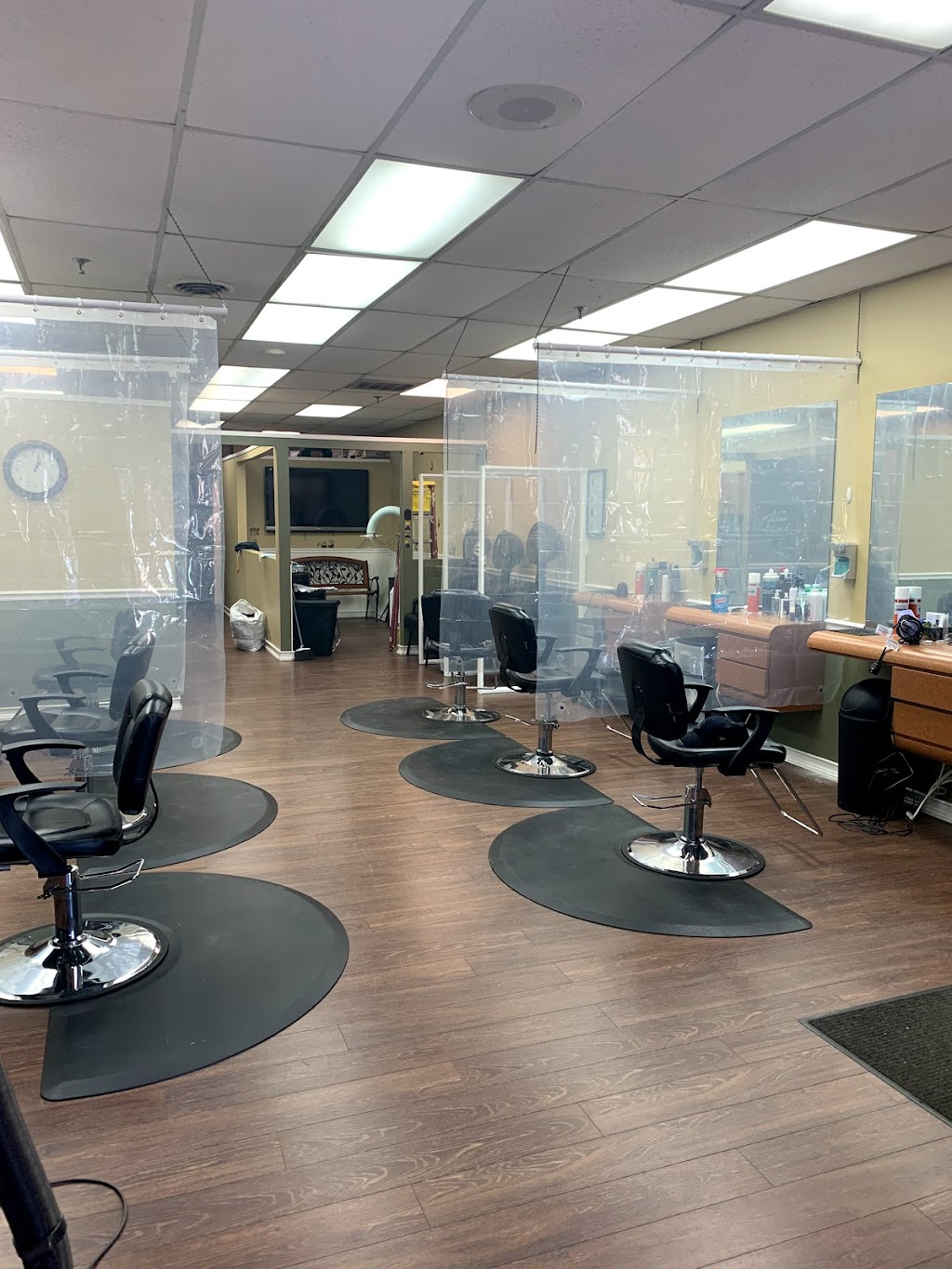Little People Family Haircutters | 1699 NY-112, Medford, NY 11763 | Phone: (631) 289-4313
