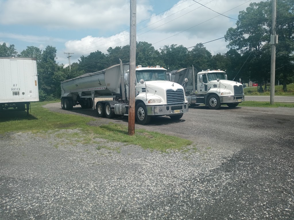 Ev Dump Truck Services | 400 Aloe Street, Pomona, NJ 08240 | Phone: (609) 965-2538